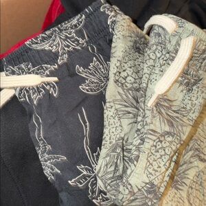Old Navy Pineapple/Palm Print Shorts Bundle